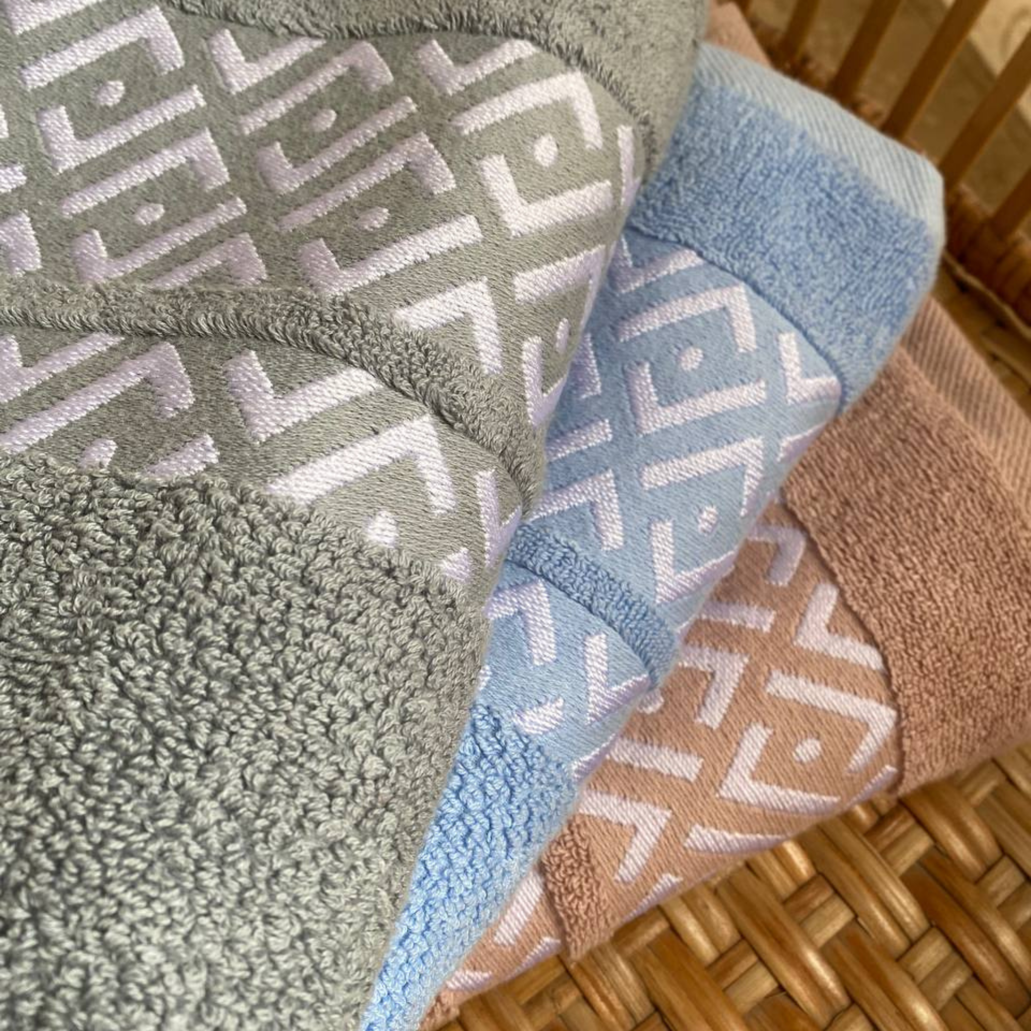 Face Towel , 50*100 ,  100% Cotton,The Geometric Diamond Border