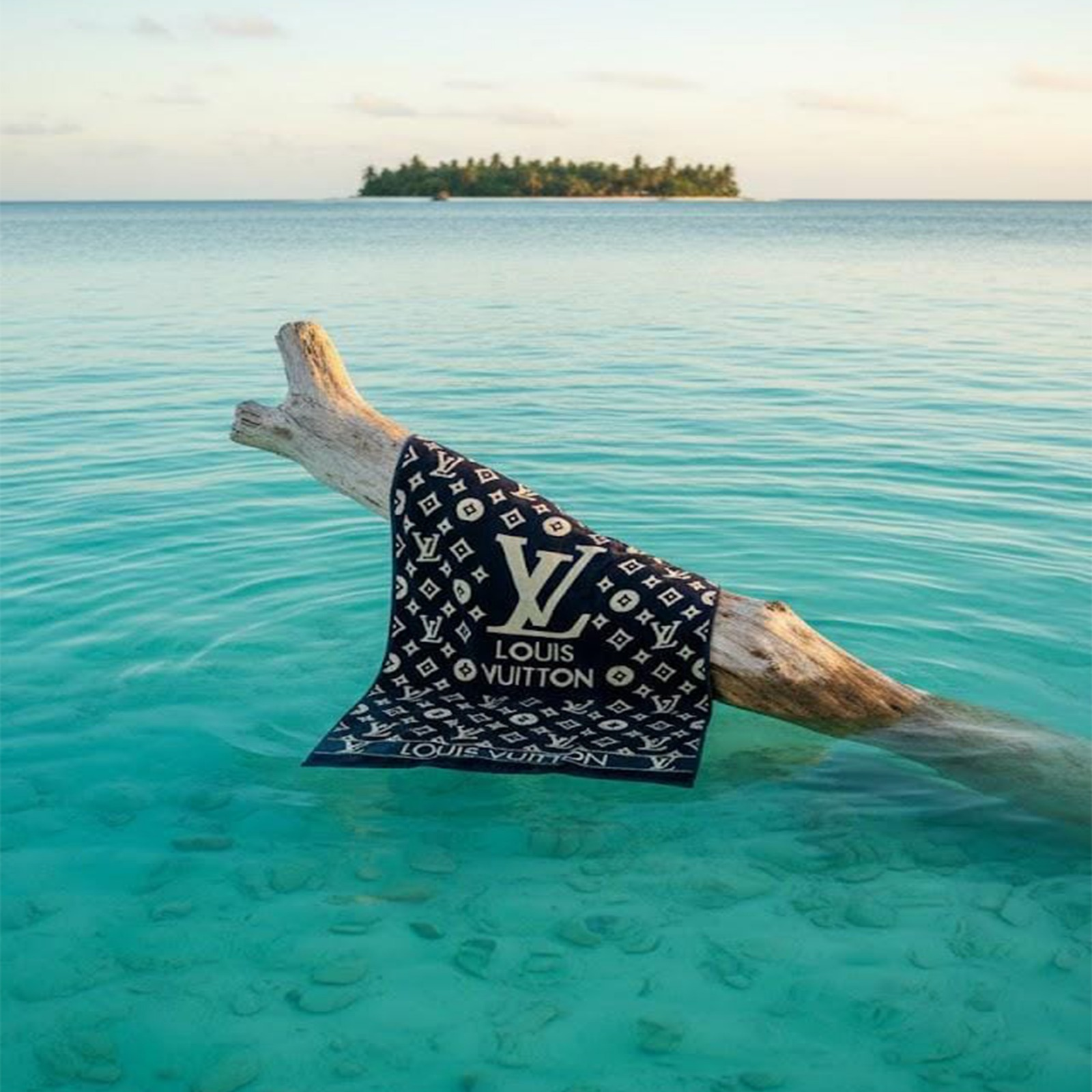 Beach Towel, 100% Cotton ,size 86*150 cm , Louis Vuitton Design