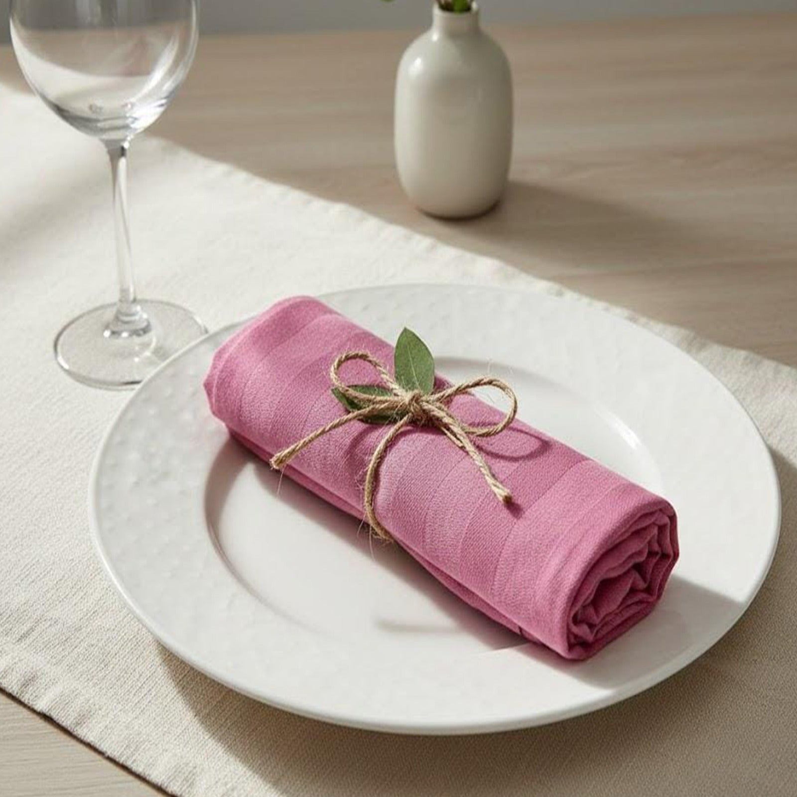 Table towel (65×65 cm) and hand towel (50×50 cm),100% cotton