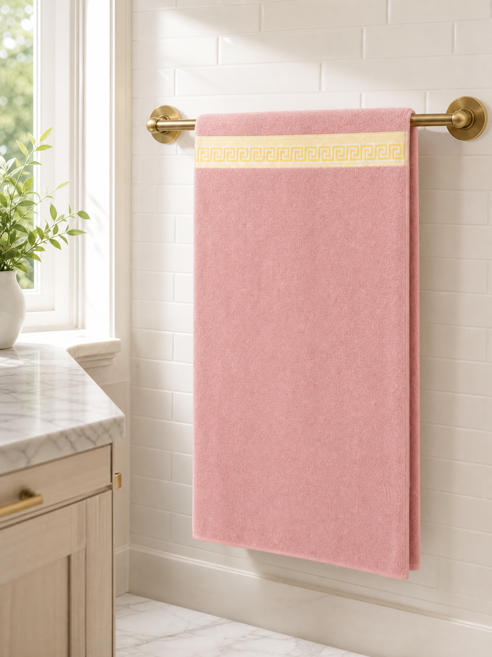 Bathtowel ,90 x 155  100% cotton ,Highly absorbent ,Versace Pattern