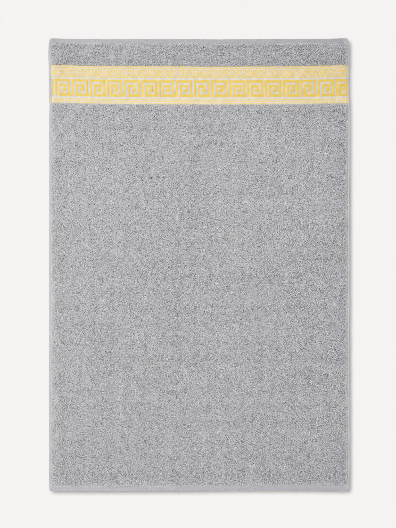 Bathtowel ,90 x 155  100% cotton ,Highly absorbent ,Versace Pattern
