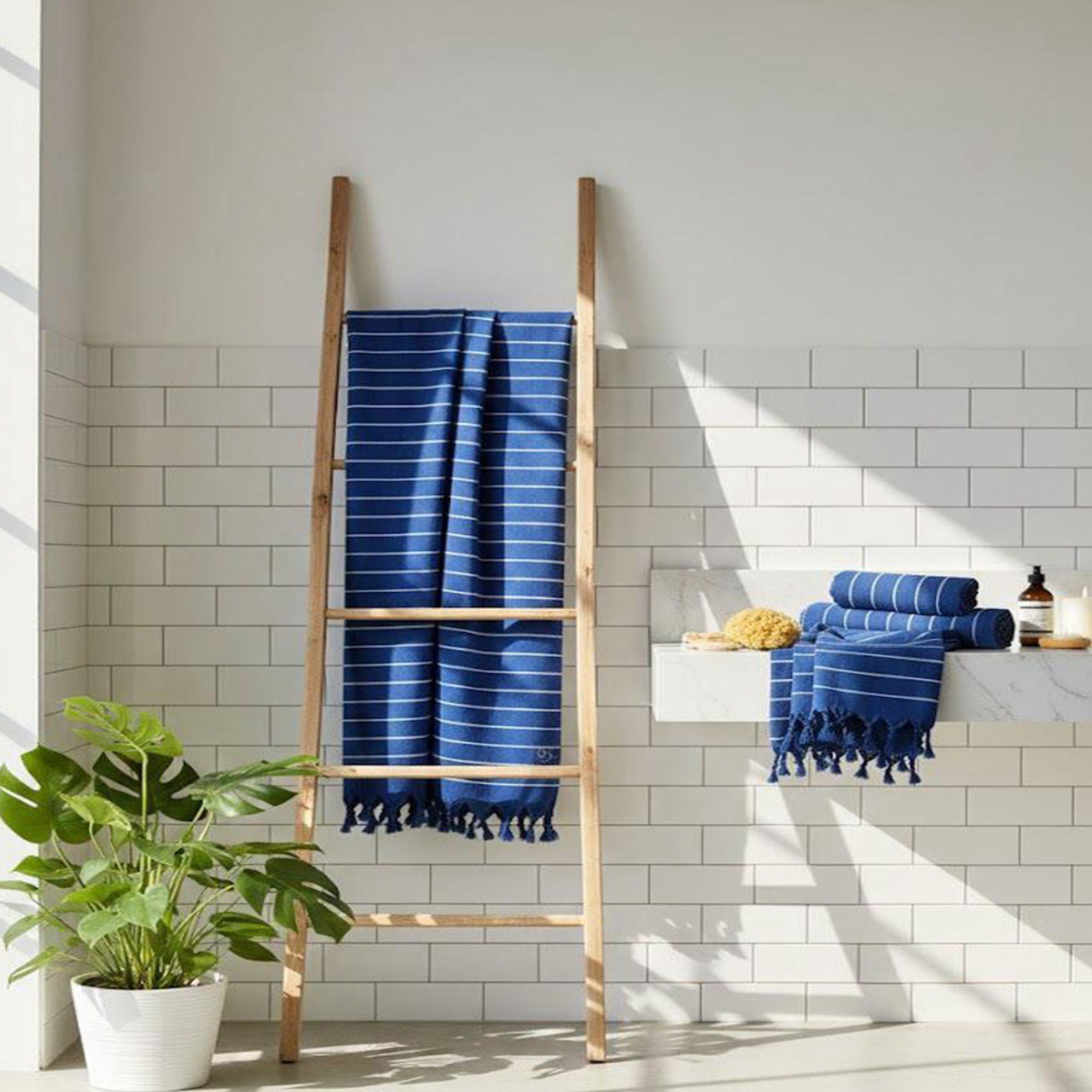 Beach Towel, 100% Cotton ,size 86*170 cm ,Elegant Stripes with Tassels