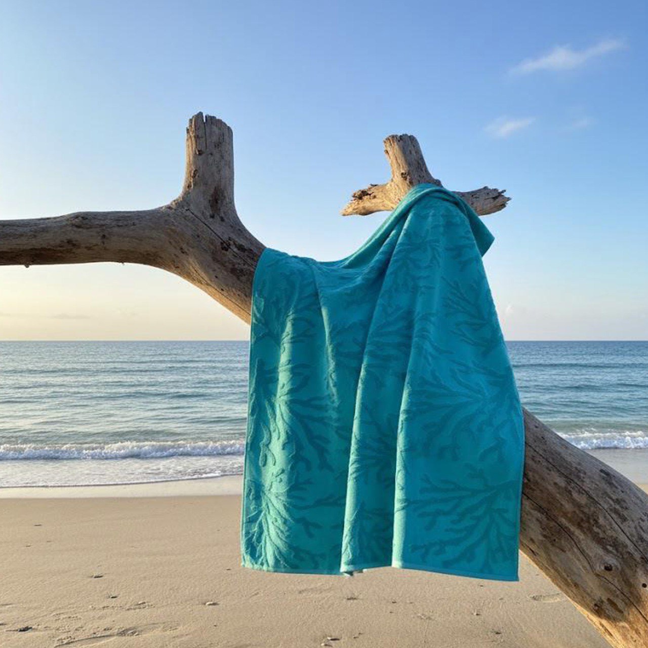 Beach Towel, 100% Cotton ,size 86 x 160  cm , Deep Turquoise Coral Reef