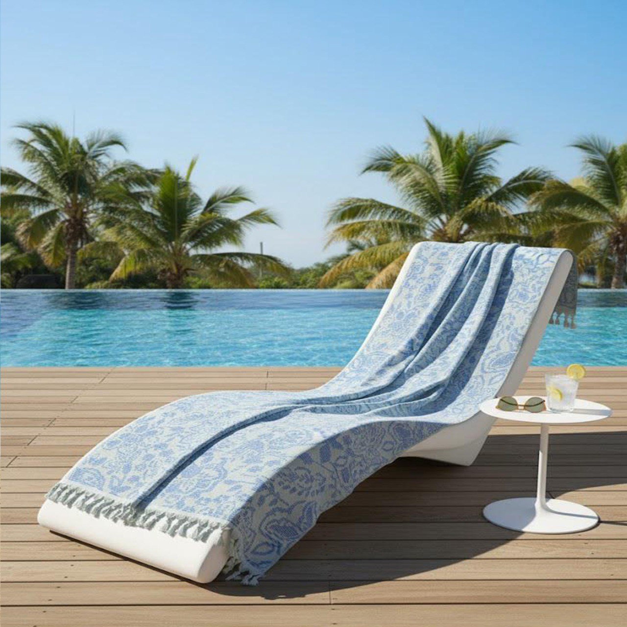 Beach Towel, 100% Cotton ,size 95 x 170  cm , Elegant Damask Blue Tassel