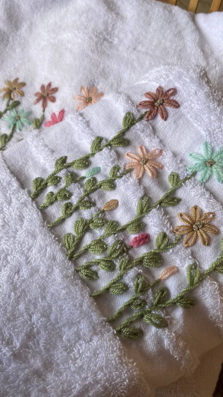 Handmade towel,100% cotton , Little garden design